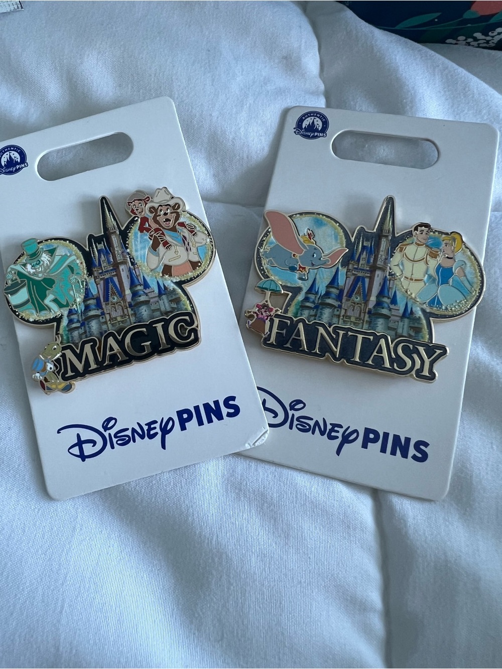 Disney 2 Enamel Pin Set - Blue Gold Multicolor